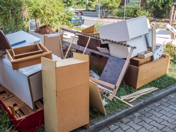 Commercial Cleanout Services in Eagle Lake, FL